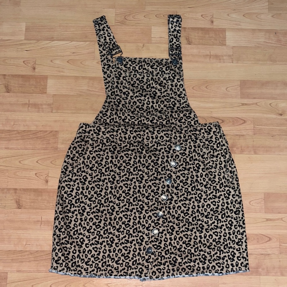 Forever 21 cheetah print overall dress, size 0X
